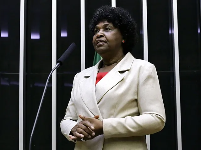 Deputada Federal Benedita da Silva - Portal da Câmara dos Deputados