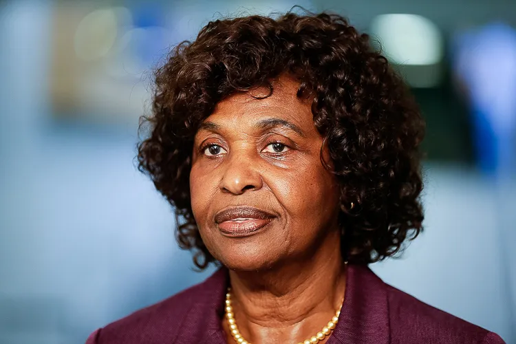 Benedita da Silva lidera Bancada Feminina 37 anos após primeiro mandato