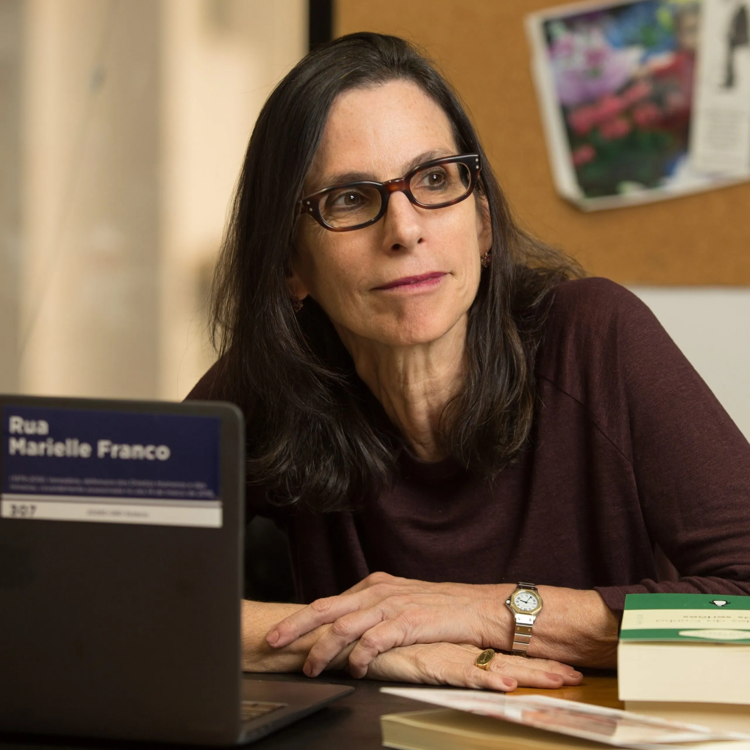 História e Autoritarismo por Lilia Moritz Schwarcz - Instituto Norberto ...